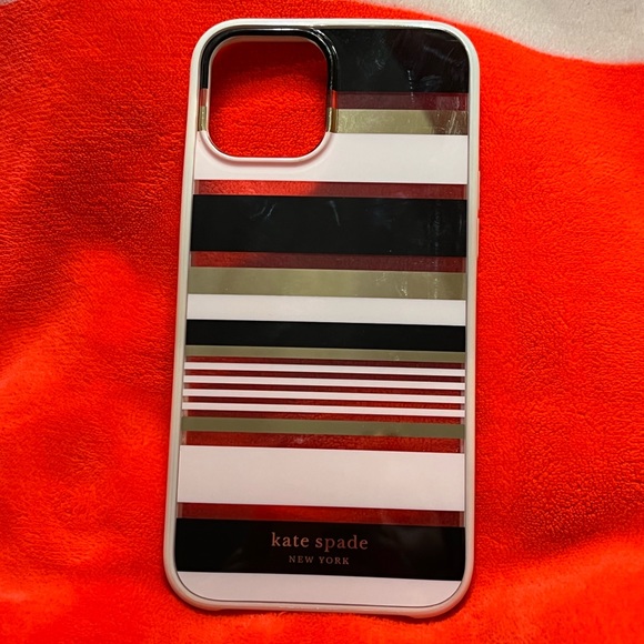 Kate spade iPhone 12 Pro Max defensive case. Smoke free home.